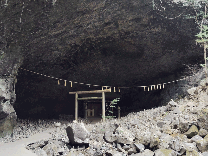 天岩戸神社